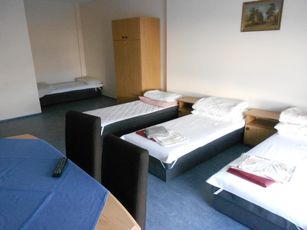Hostel "Na Bocianowie" Μπίντγκοστς Εξωτερικό φωτογραφία