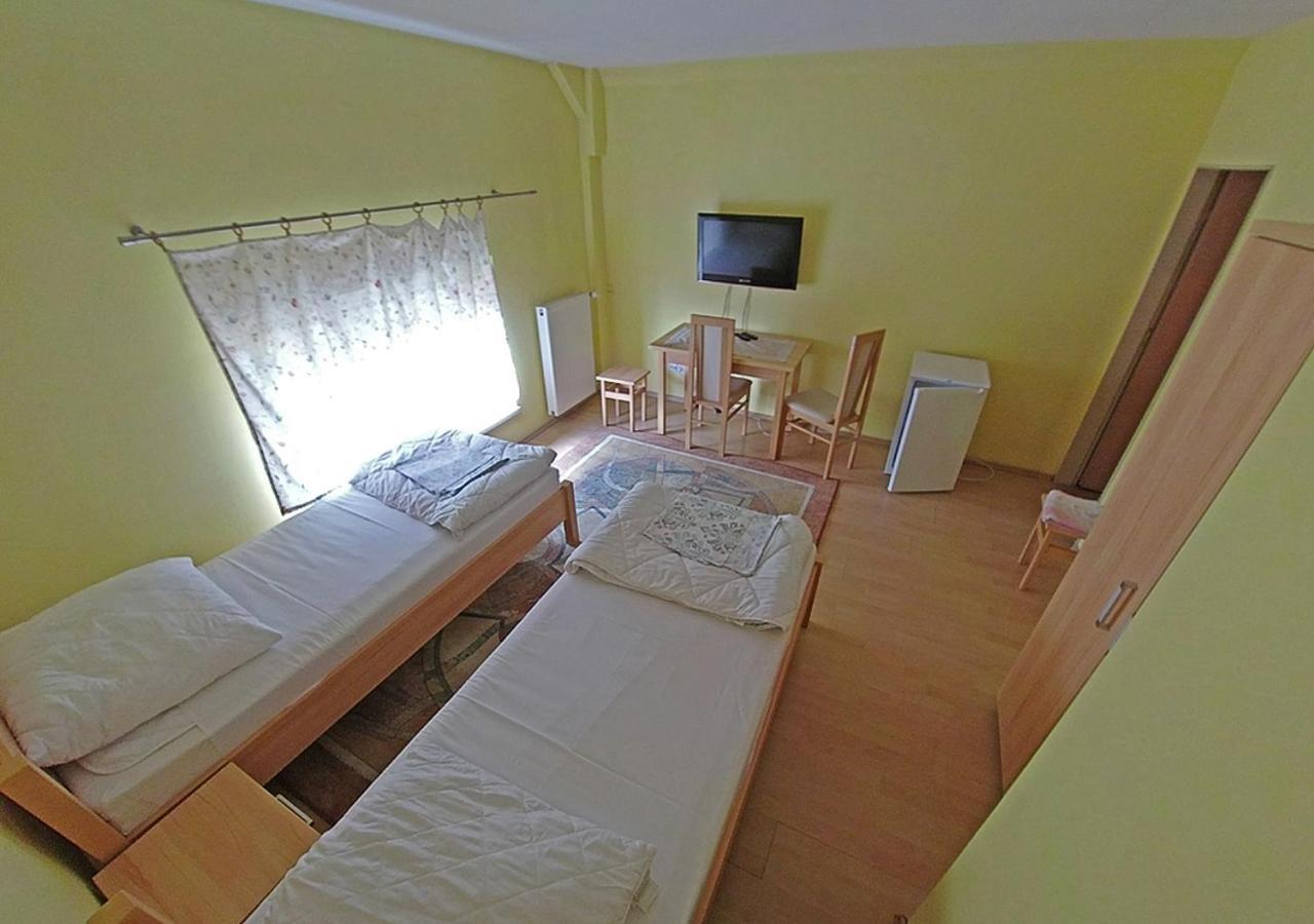 Hostel "Na Bocianowie" Μπίντγκοστς Εξωτερικό φωτογραφία